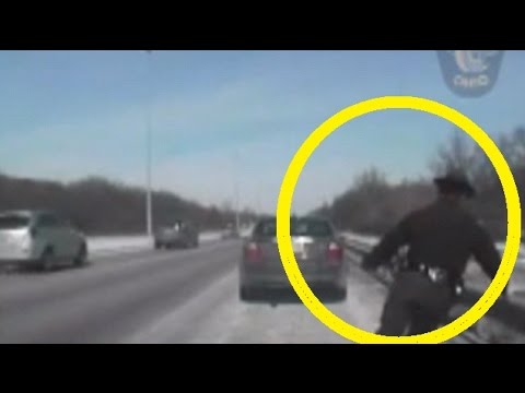 بالفيديو نجاة شرطي من حادث سير مروّع