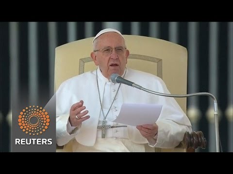 pope urges nations to open hearts