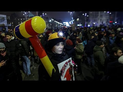 romanians protest