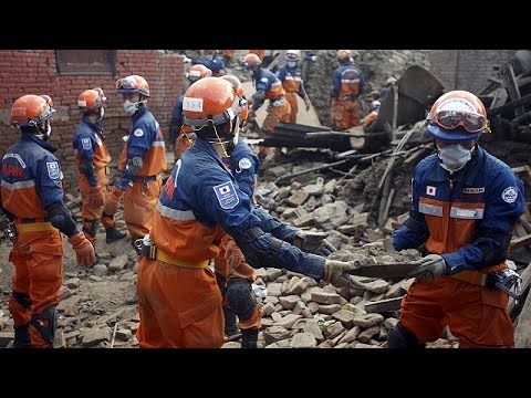 3 people pulled alive from rubble