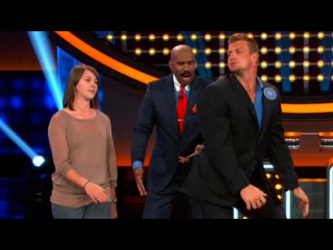 gronkowski twerks on celebrity family feud